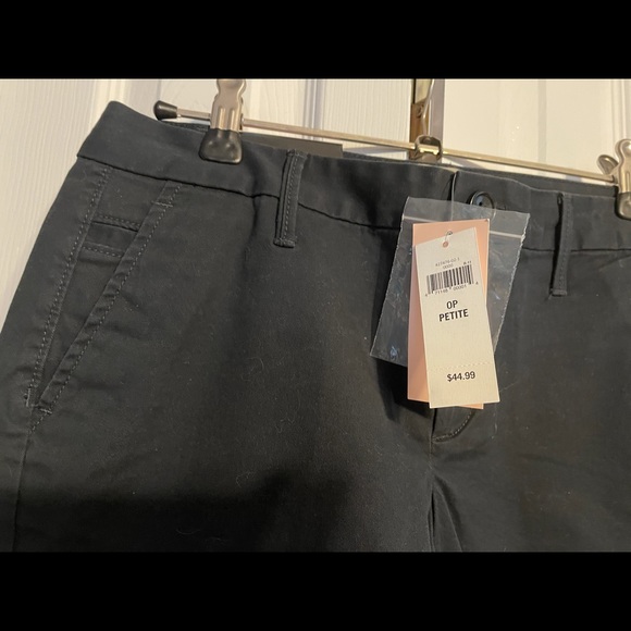 NWT Banana Republic 4” navy blue shorts size 0P - Picture 3 of 3